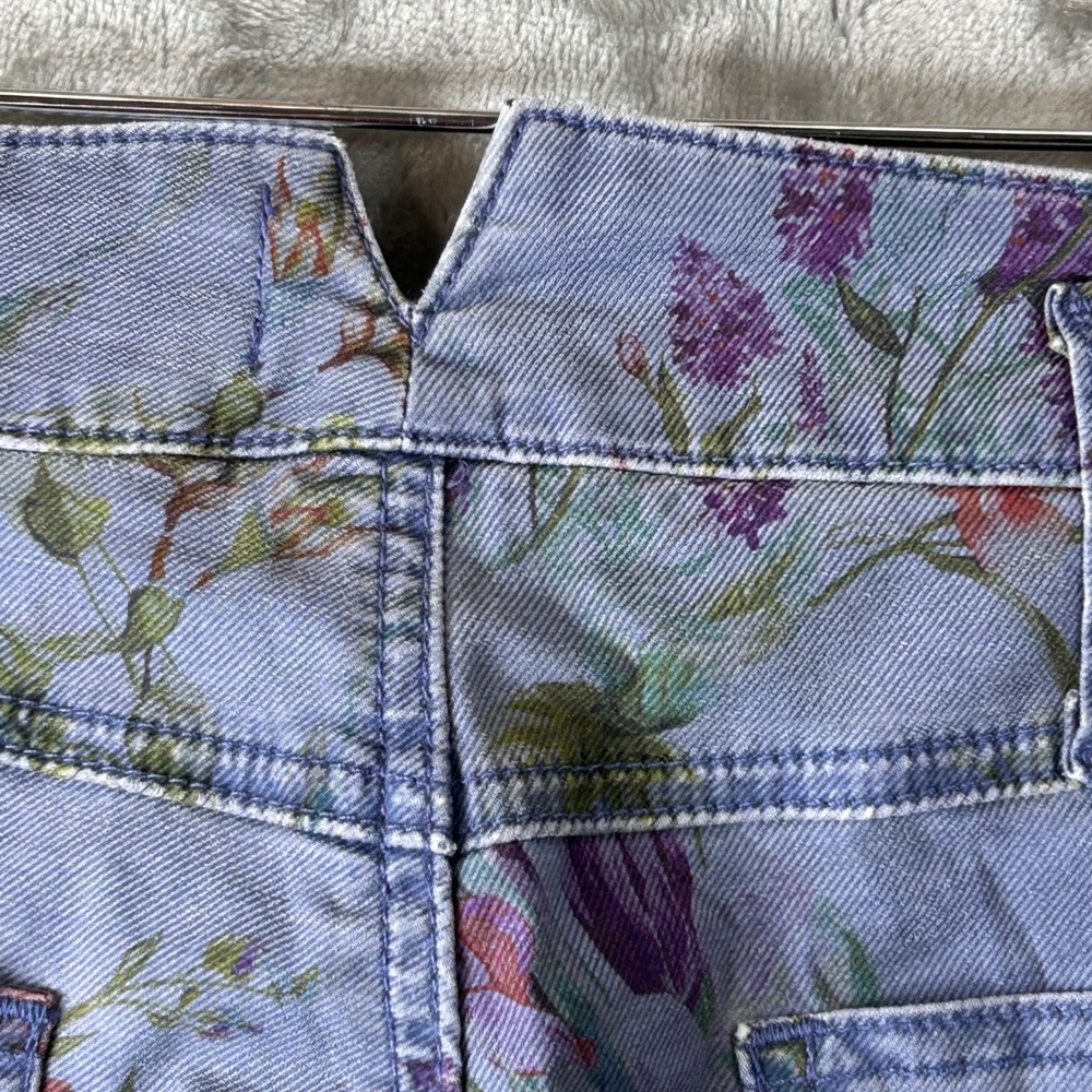 Hudson Women's Purple Floral Carpenter Ankle Jeans Size 29 Cropped Flower Denim - Picture 9 of 13